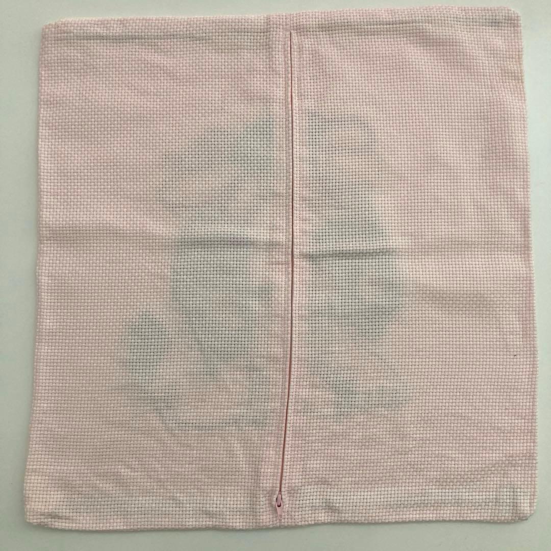 クッションカバー　2枚　手刺しゅう　昭和　レトロ　デザイン　ピンク　戸塚刺繍