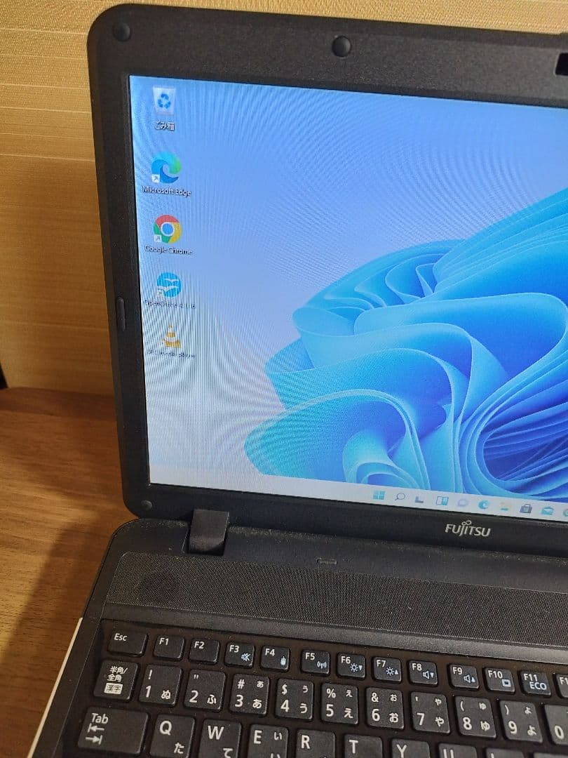 Fujitsu ノートPC 15.6インチ AH32/M i5