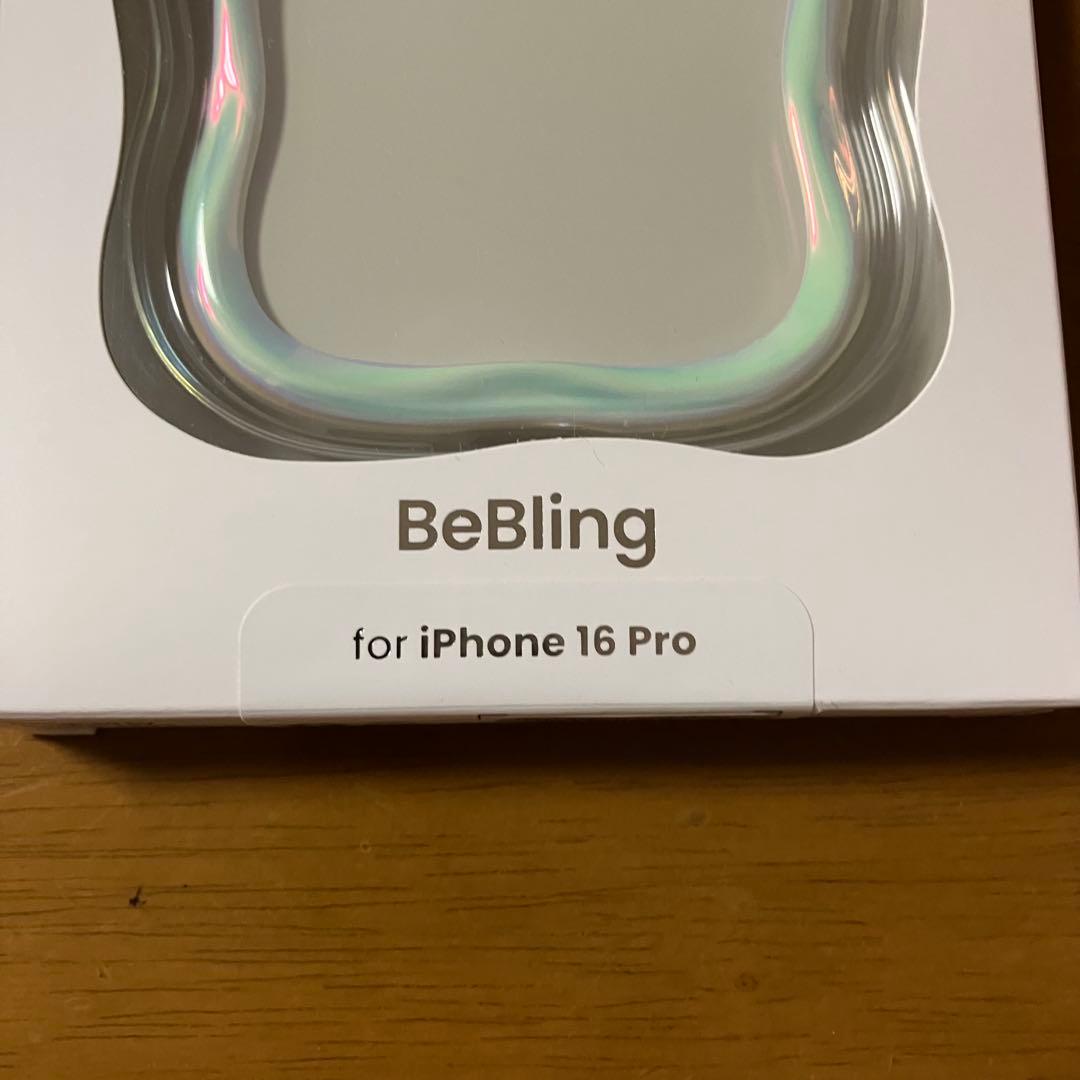 新品未開封　iface BeBling iPhone16pro ホワイトオーロラ