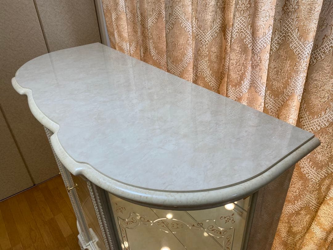 展示品　【イタリア高級家具　サルタレッリ】　キュリオケース　姫家具　飾り棚　直取