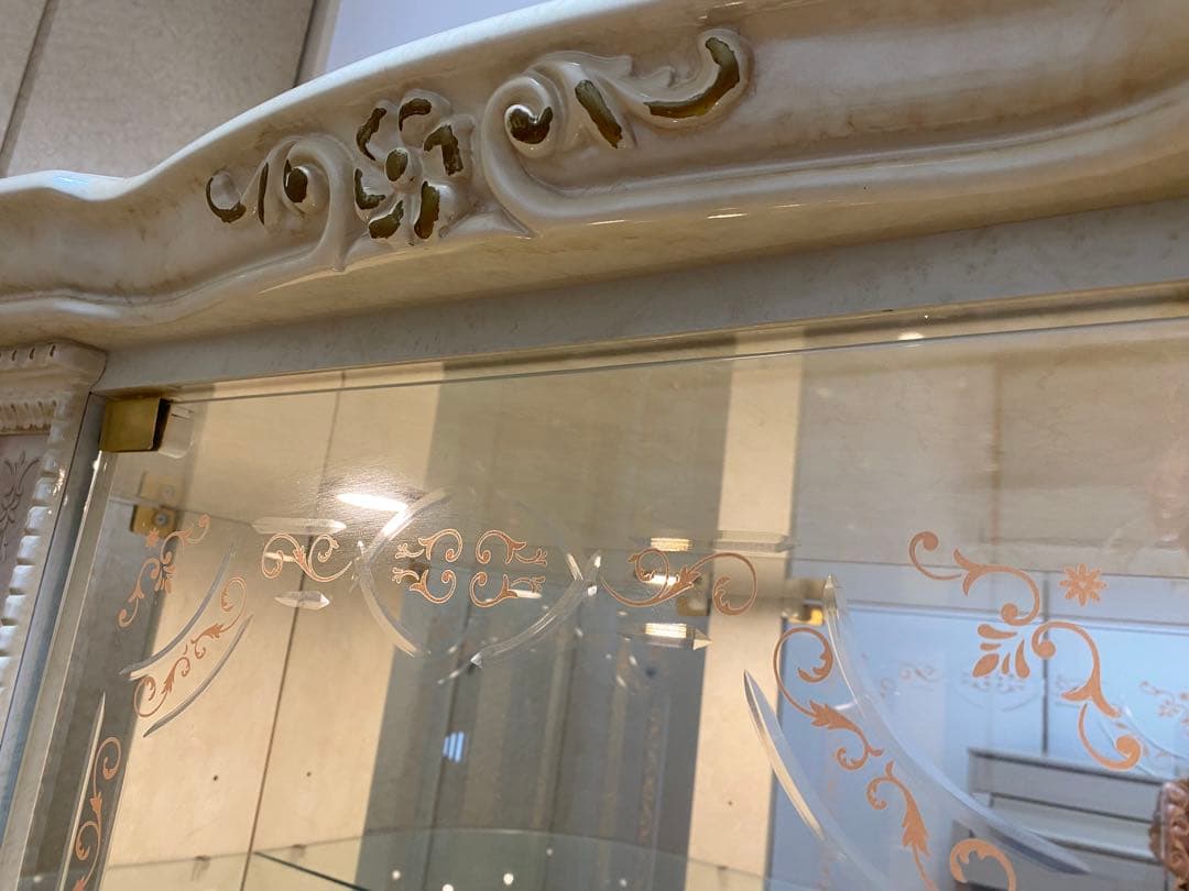 展示品　【イタリア高級家具　サルタレッリ】　キュリオケース　姫家具　飾り棚　直取