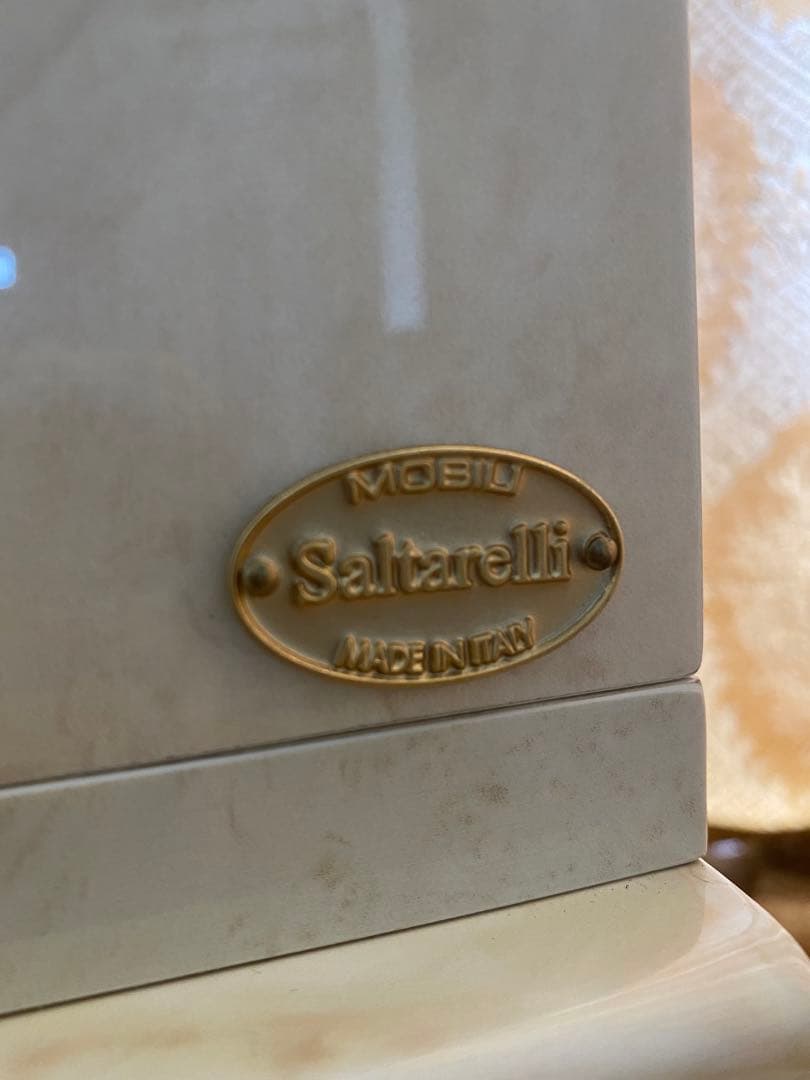 展示品　【イタリア高級家具　サルタレッリ】　キュリオケース　姫家具　飾り棚　直取