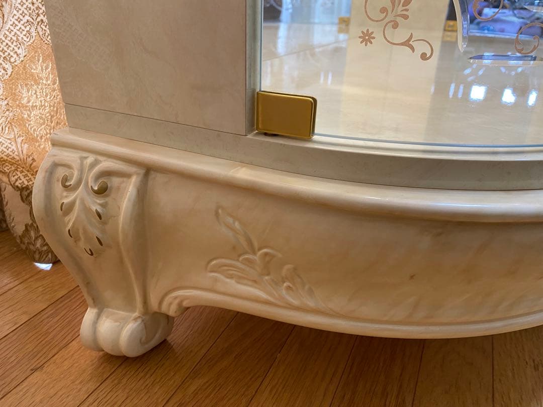展示品　【イタリア高級家具　サルタレッリ】　キュリオケース　姫家具　飾り棚　直取