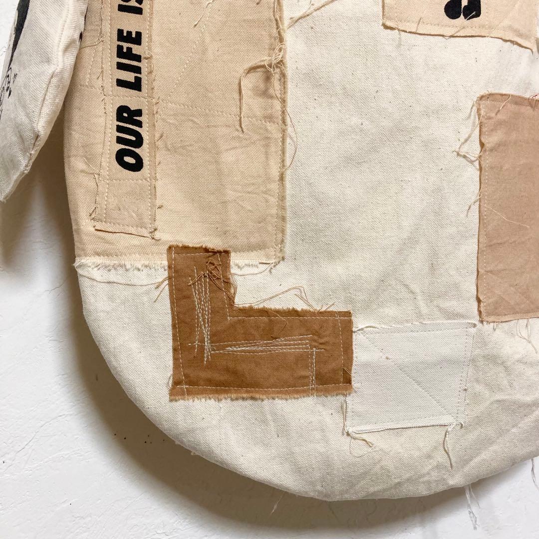 ハンドメイド　帆布バックチャット付き　オリジナルイラスト