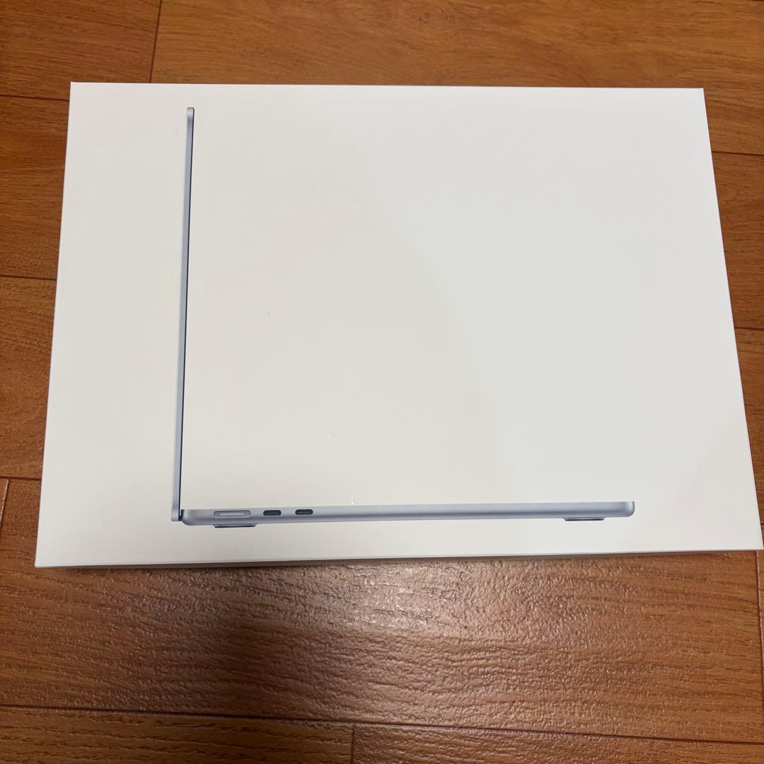 Apple 13インチ　MacBook Air M4 512GB