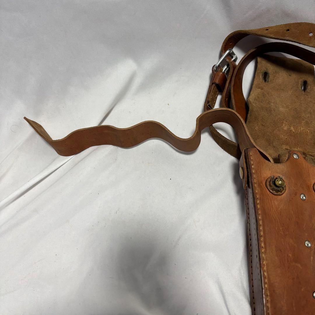 スウェーデン軍　レザーマガジンバッグ　希少 vintage 実物　官給品　レア