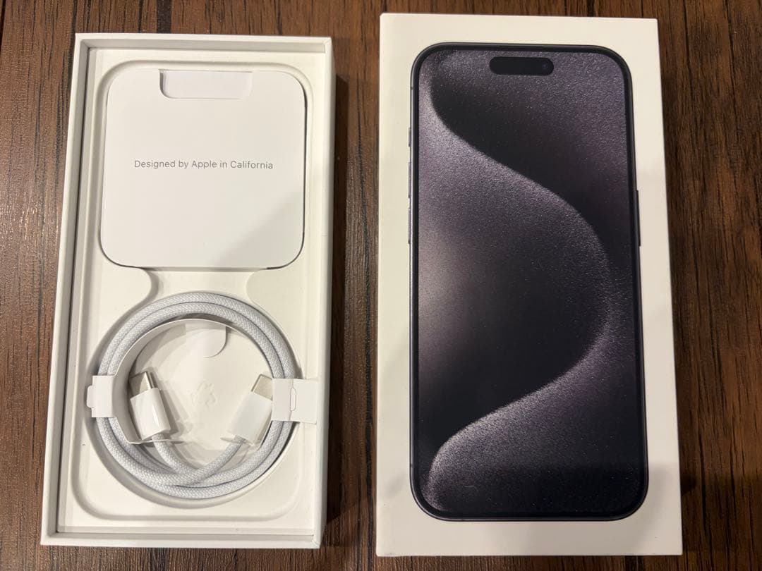 iPhone 15Pro ブラックチタニウム128GB