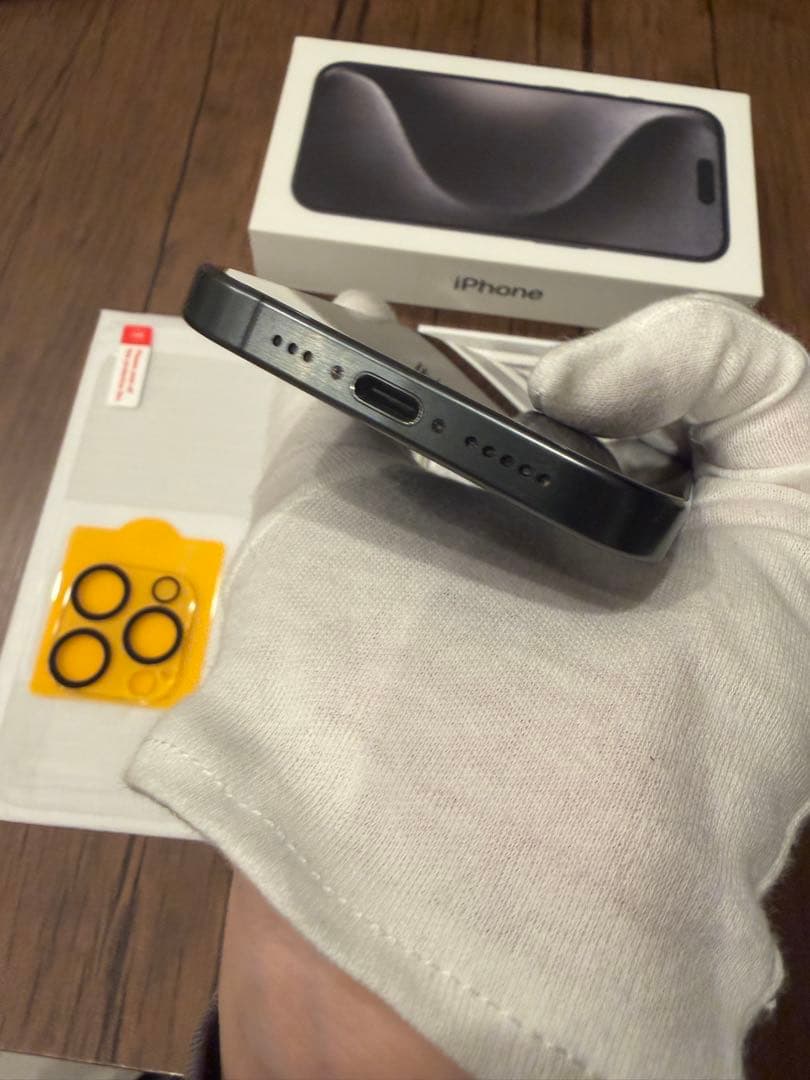 iPhone 15Pro ブラックチタニウム128GB