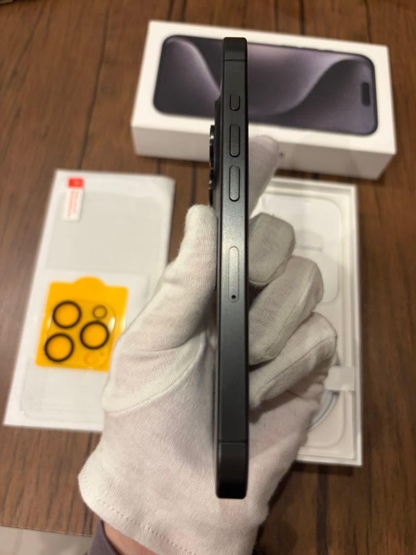 iPhone 15Pro ブラックチタニウム128GB