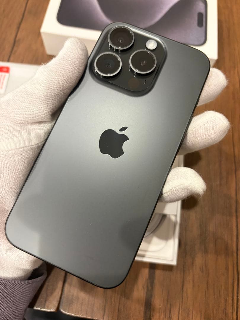 iPhone 15Pro ブラックチタニウム128GB