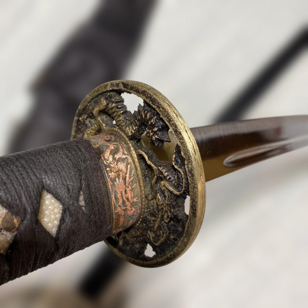 居合刀(刀ケース付) 黒柄 龍彫透し丸鍔 黒梨地鞘