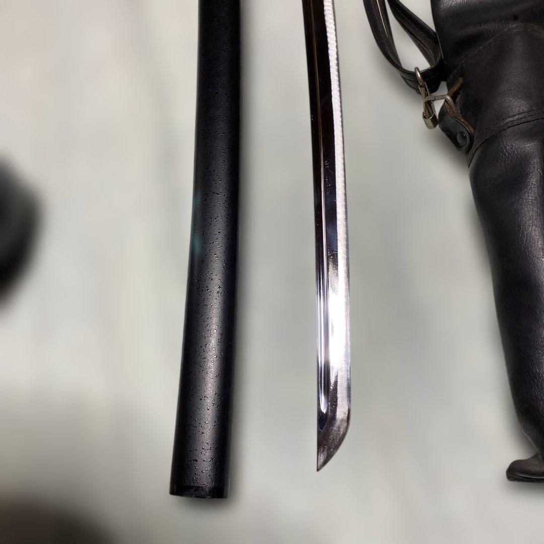 居合刀(刀ケース付) 黒柄 龍彫透し丸鍔 黒梨地鞘