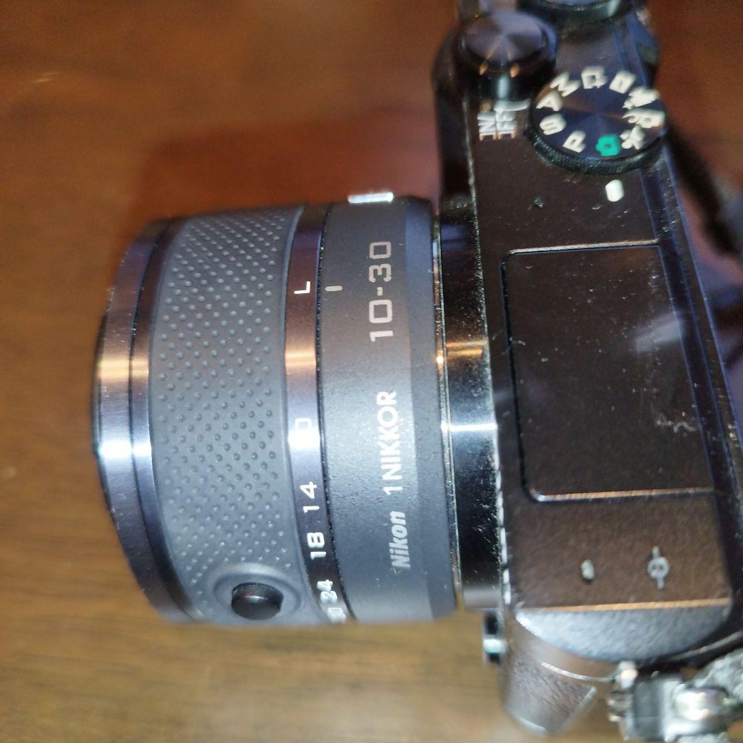 ジャンク　Nikon 1 J5 ミラーレスカメラ