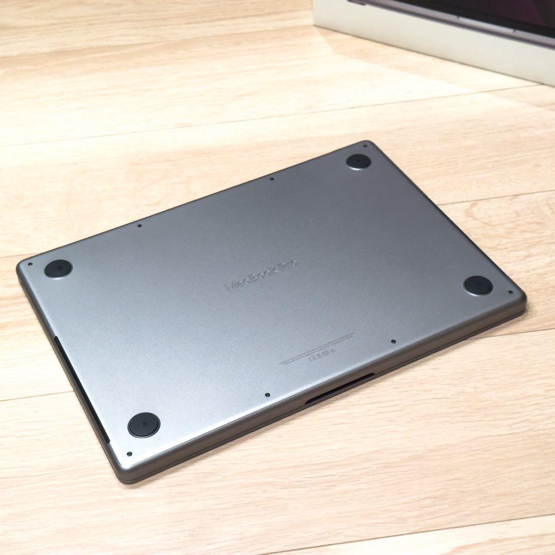 MacBook Pro (14インチ, 2021) 10コアM1, 32GB英字
