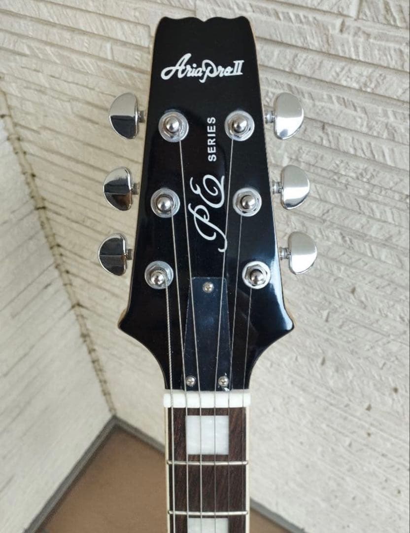 エレキギター　新同品　Aria Pro II PE-700 SBK