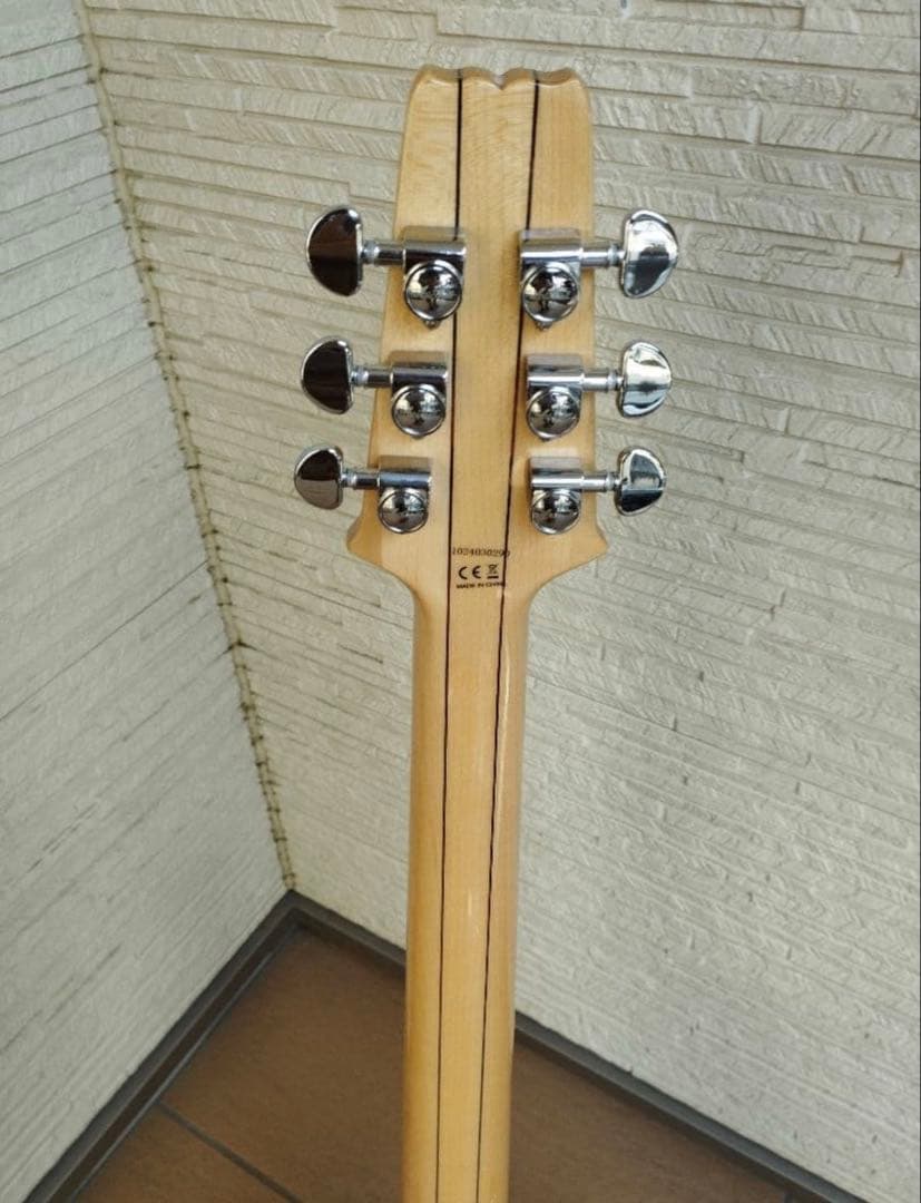 エレキギター　新同品　Aria Pro II PE-700 SBK
