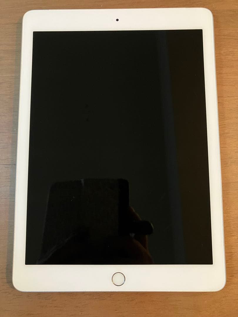 【最大容量100%】iPad 第6世代 Wifi+Cellular 32GB