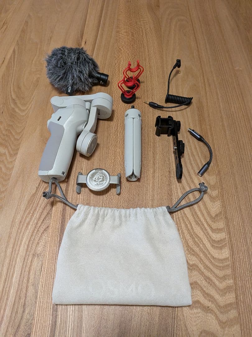 DJI Osmo Mobile SE +マウント+anker 変換器 +マイク