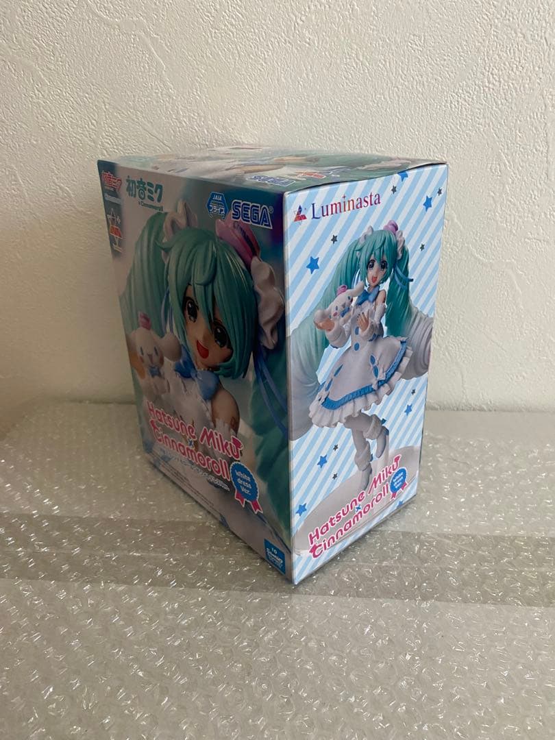初音ミク　フィギュア　うさ耳　シナモロール　Birthday　AMP　タイトー