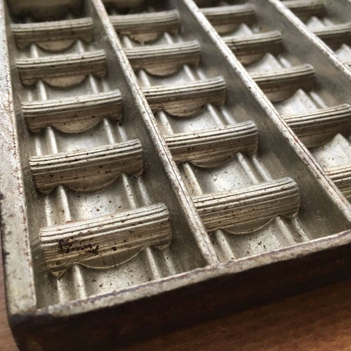 29: ドイツのアンティークチョコレートモールド