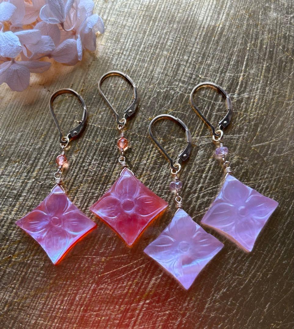 ポメころび✨ピンクアメジスト×MOP＆ドラゴンガーネット他ピアスチャーム