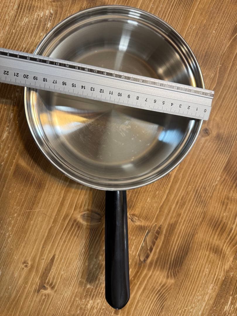 ステンレス片手鍋 直径約18cm 蓋付き