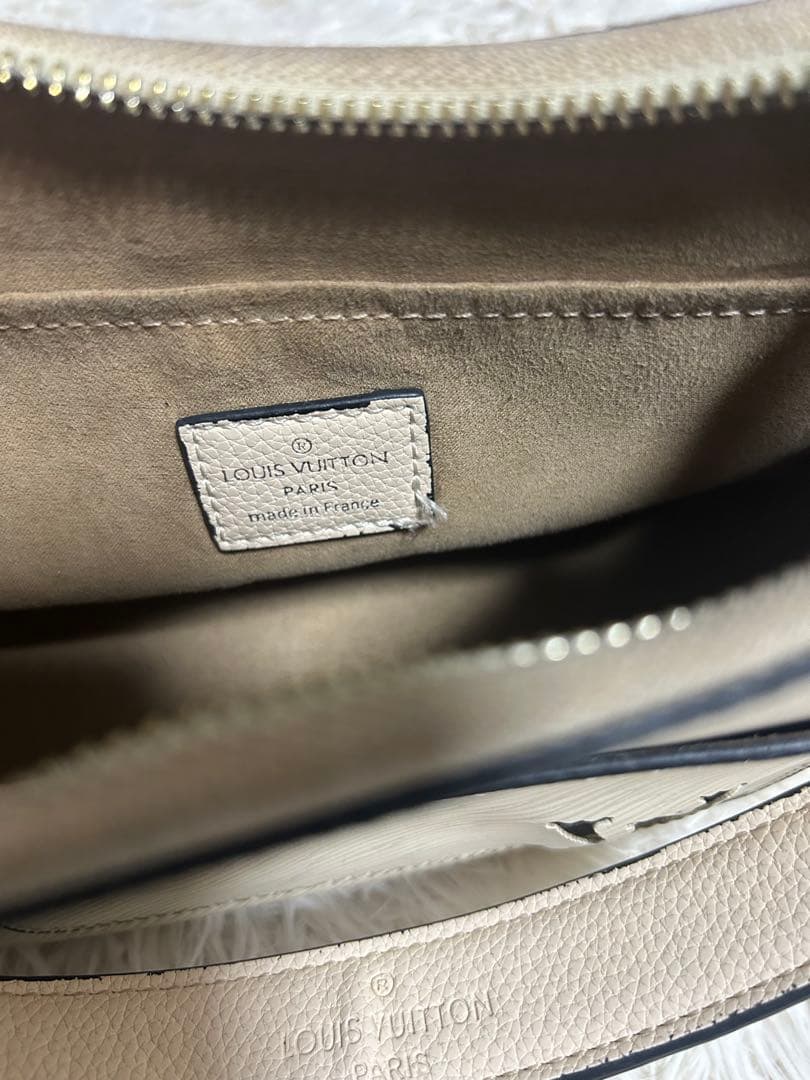 アイボリー ショルダーバッグ　ノベルティグッズ