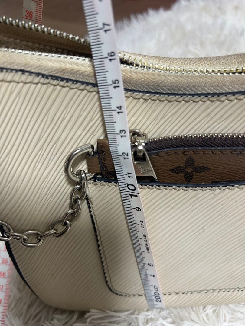 アイボリー ショルダーバッグ　ノベルティグッズ