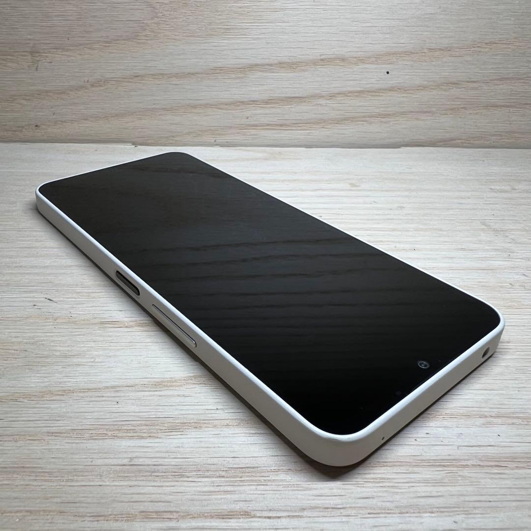 シャープAQUOS wish4 SH-M27 本体 Y232