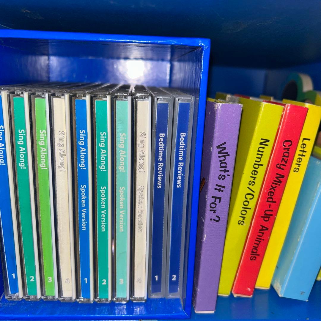 Disney World English フルセット　棚付き　未開封品多数