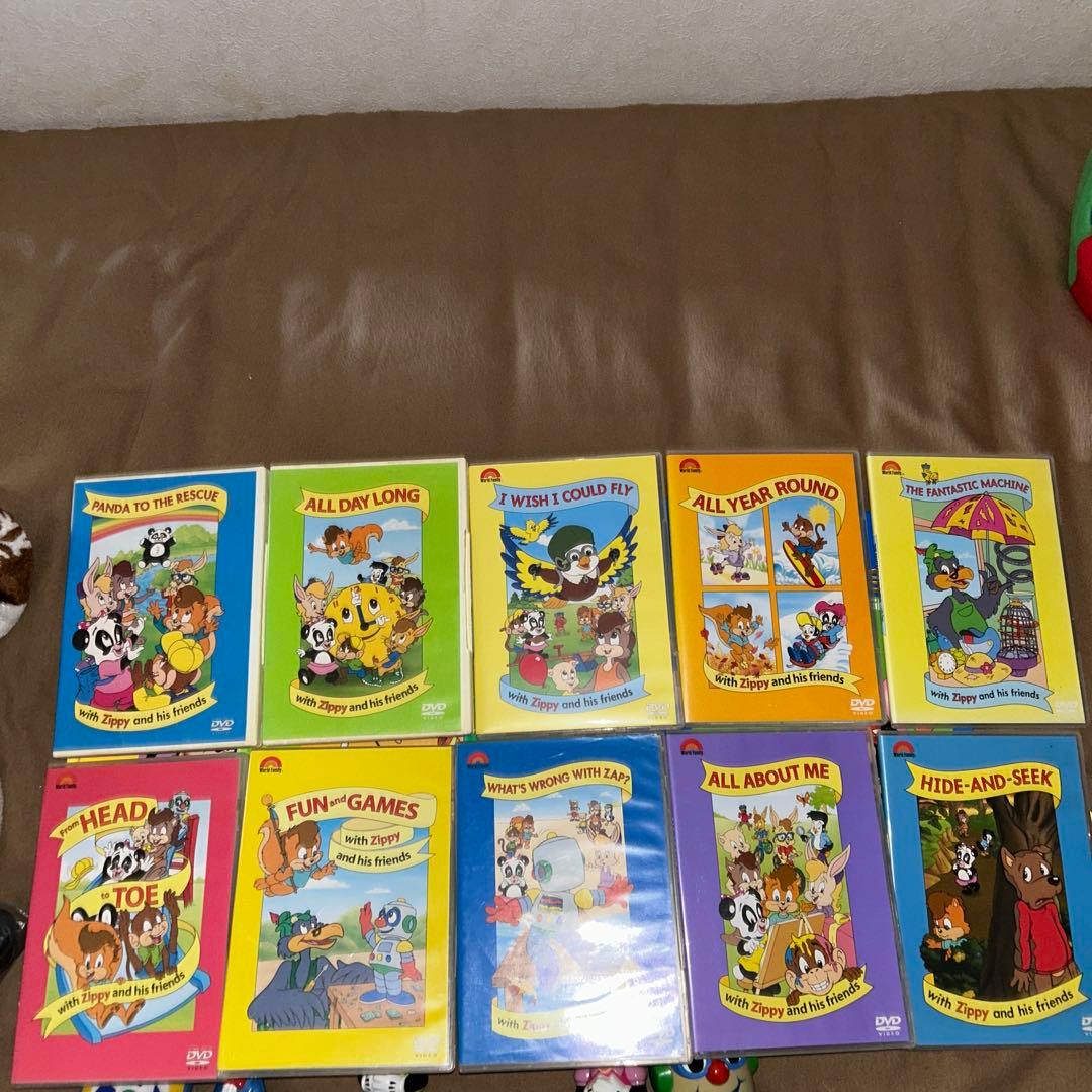 Disney World English フルセット　棚付き　未開封品多数