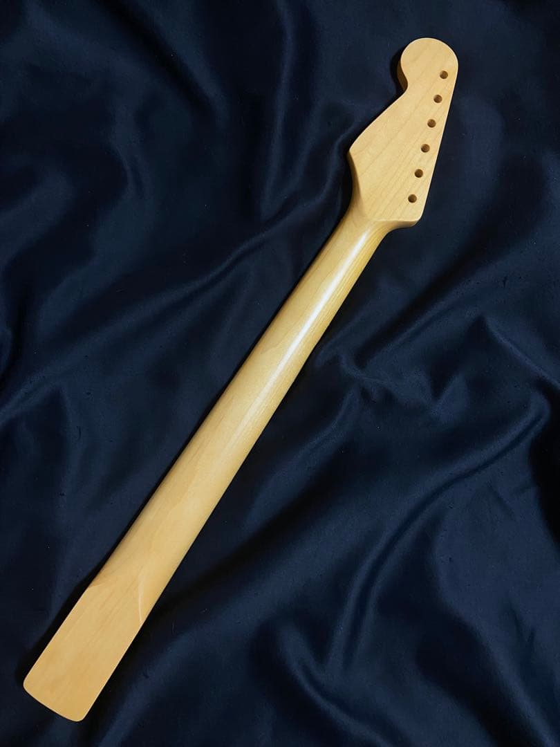 ストラトキャスタービンテージネック（No2）ビンテージカラーニトロサテン塗装