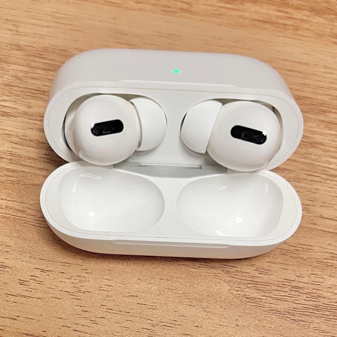 【AirPods Pro第一世代】【Apple純正】本体ワイヤレス充電ケース付き