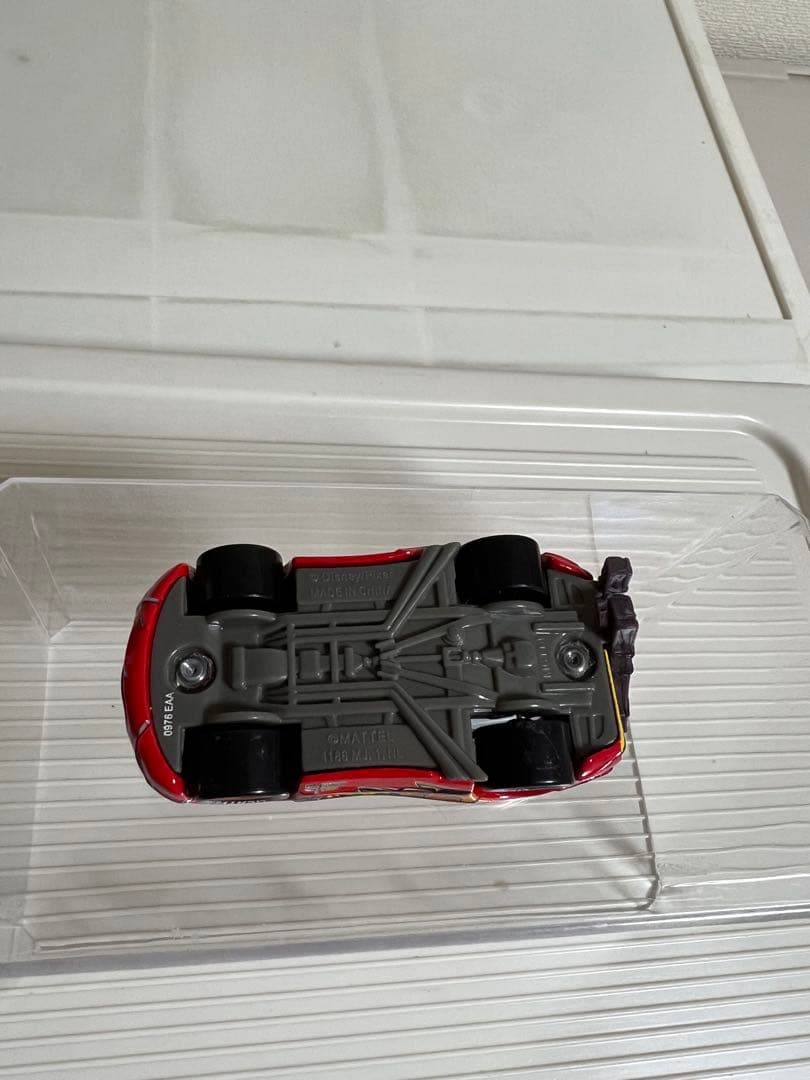 カーズ、マテル、SPIN OUT 、ライトニングマックイーン、ミニカー