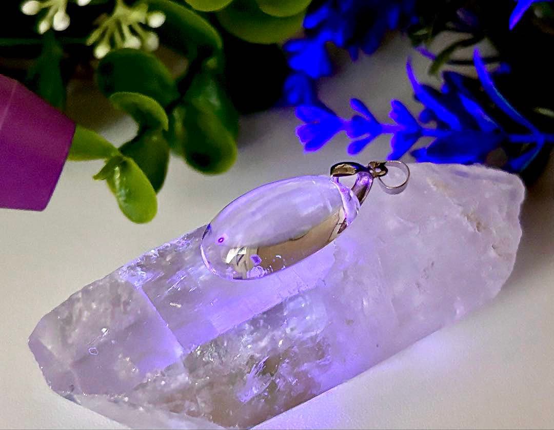 究極品質　妖精宿るミラージュストーン　幻のプレミアムフローライトインクォーツPT
