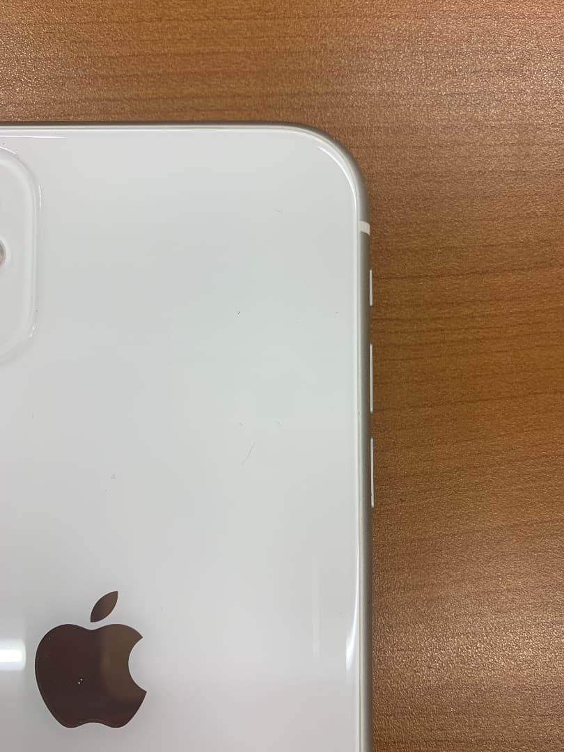 動作確認済 iPhone 11 256GB ID J2691