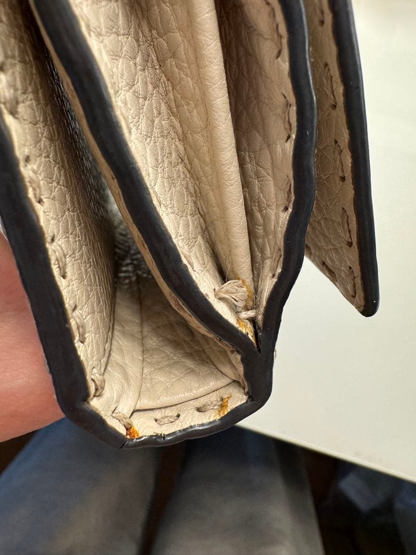 FENDI 二つ折り財布