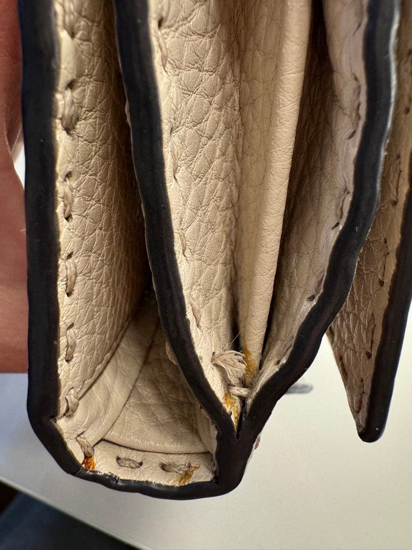 FENDI 二つ折り財布