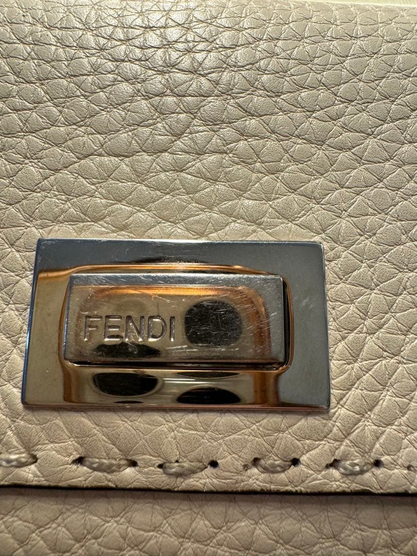 FENDI 二つ折り財布