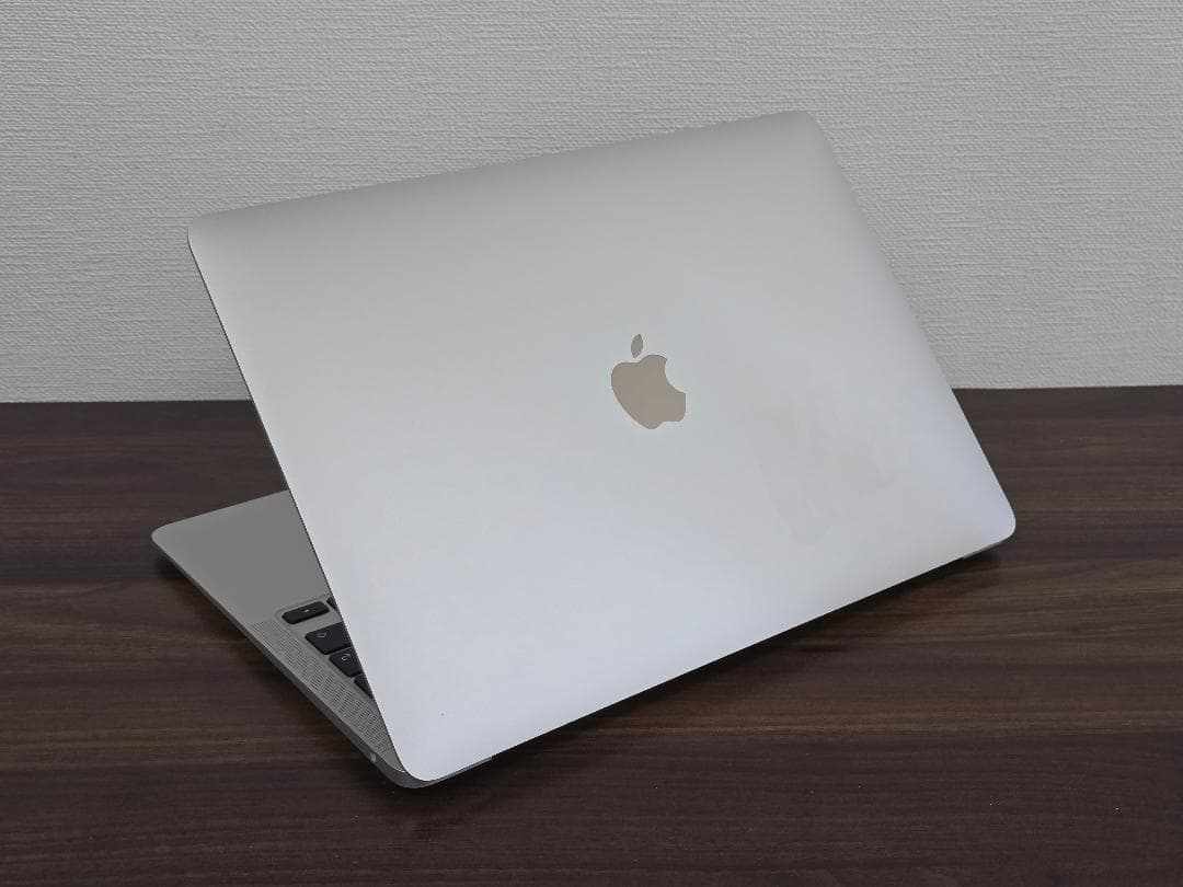 MacBook Air 2020 13型 Core i3 256GB USキA2
