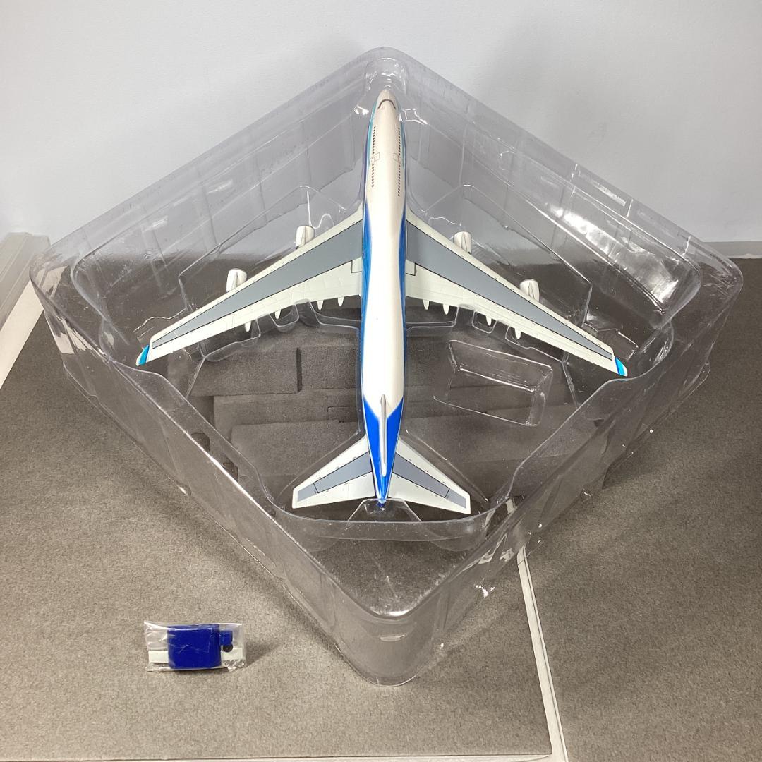 1/400 ドラゴンウィングス B747-400 コーポレート(ハウス)カラー