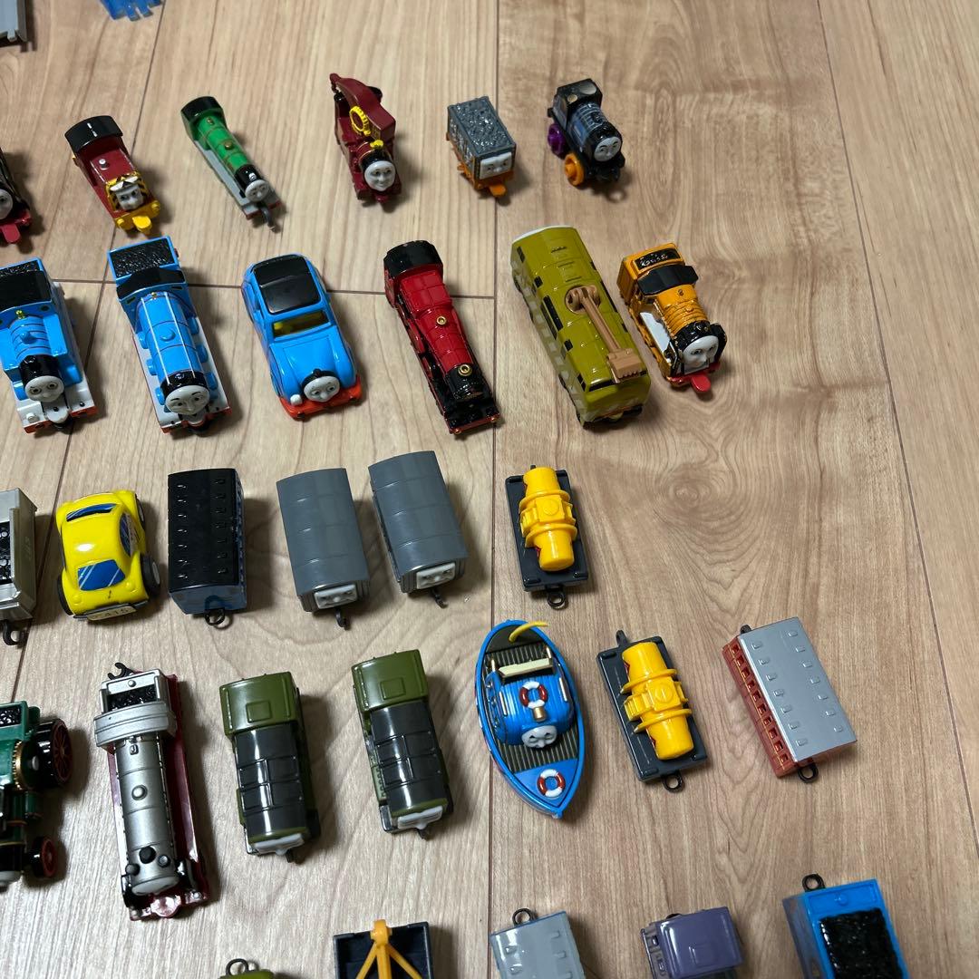 トーマス カプセルプラレール 約80個セット おまけレール付き