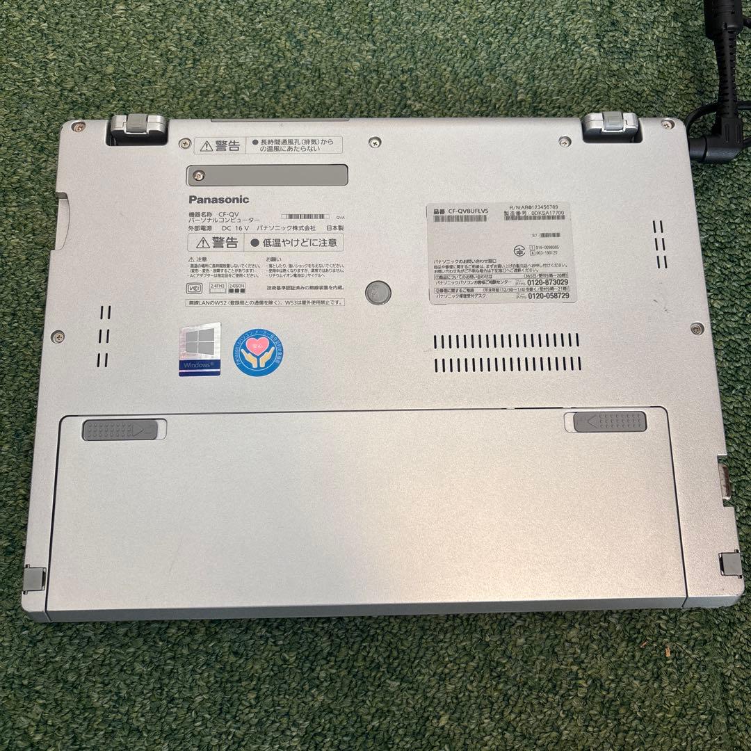 美品 累積使用時間少 レッツノート CF-QV8 i7 16GB 512GB