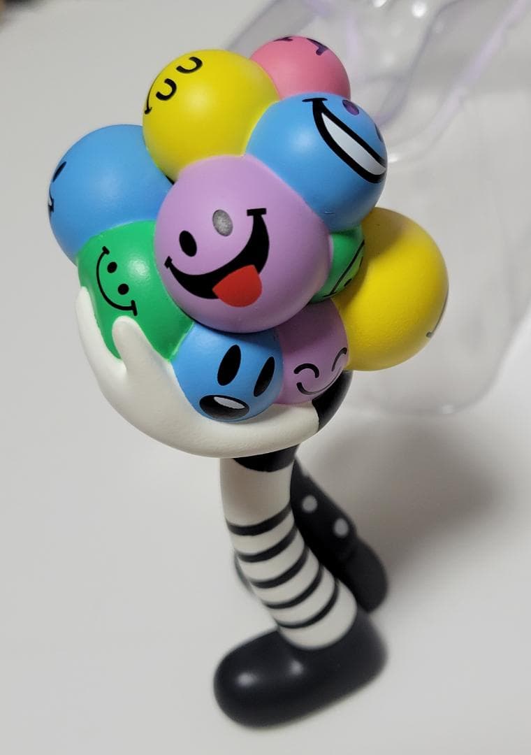 CHIKO & ROKO　SmileyWorld　Ｒ.Toys ✕ Smiley