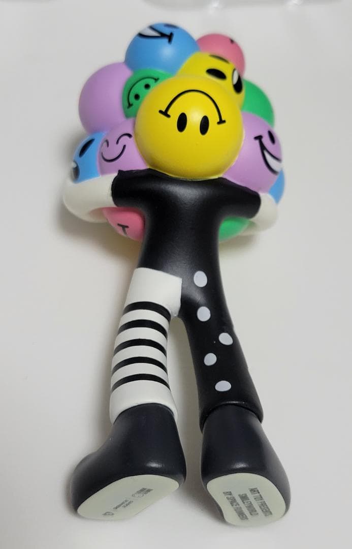 CHIKO & ROKO　SmileyWorld　Ｒ.Toys ✕ Smiley