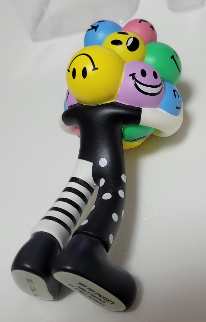 CHIKO & ROKO　SmileyWorld　Ｒ.Toys ✕ Smiley