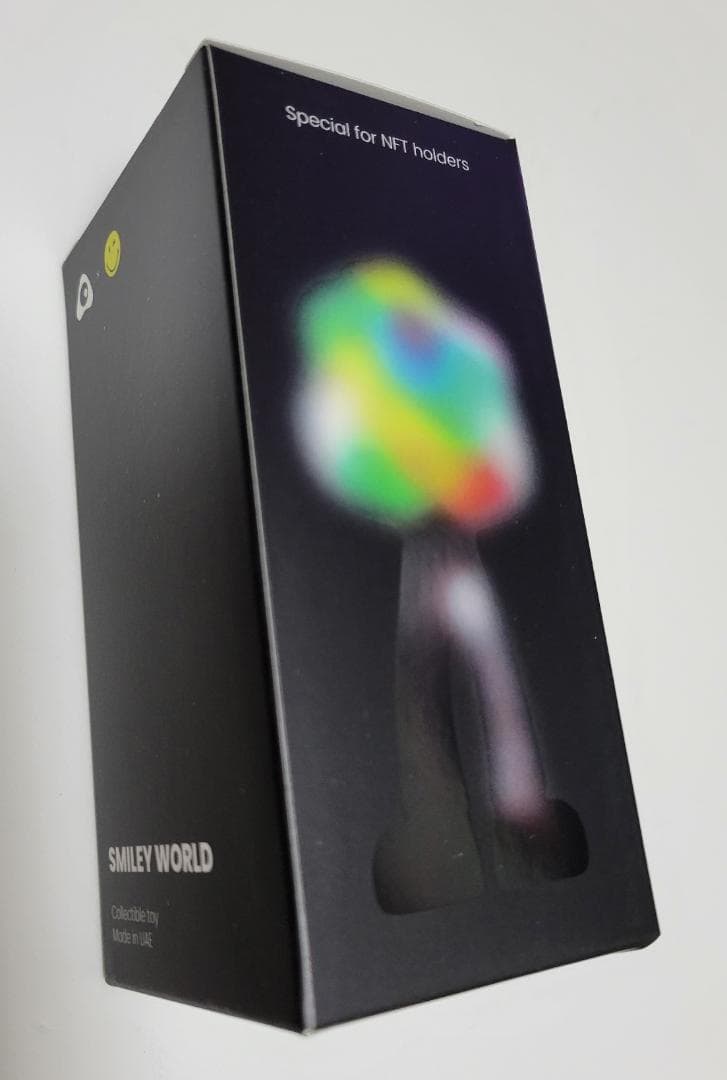 CHIKO & ROKO　SmileyWorld　Ｒ.Toys ✕ Smiley