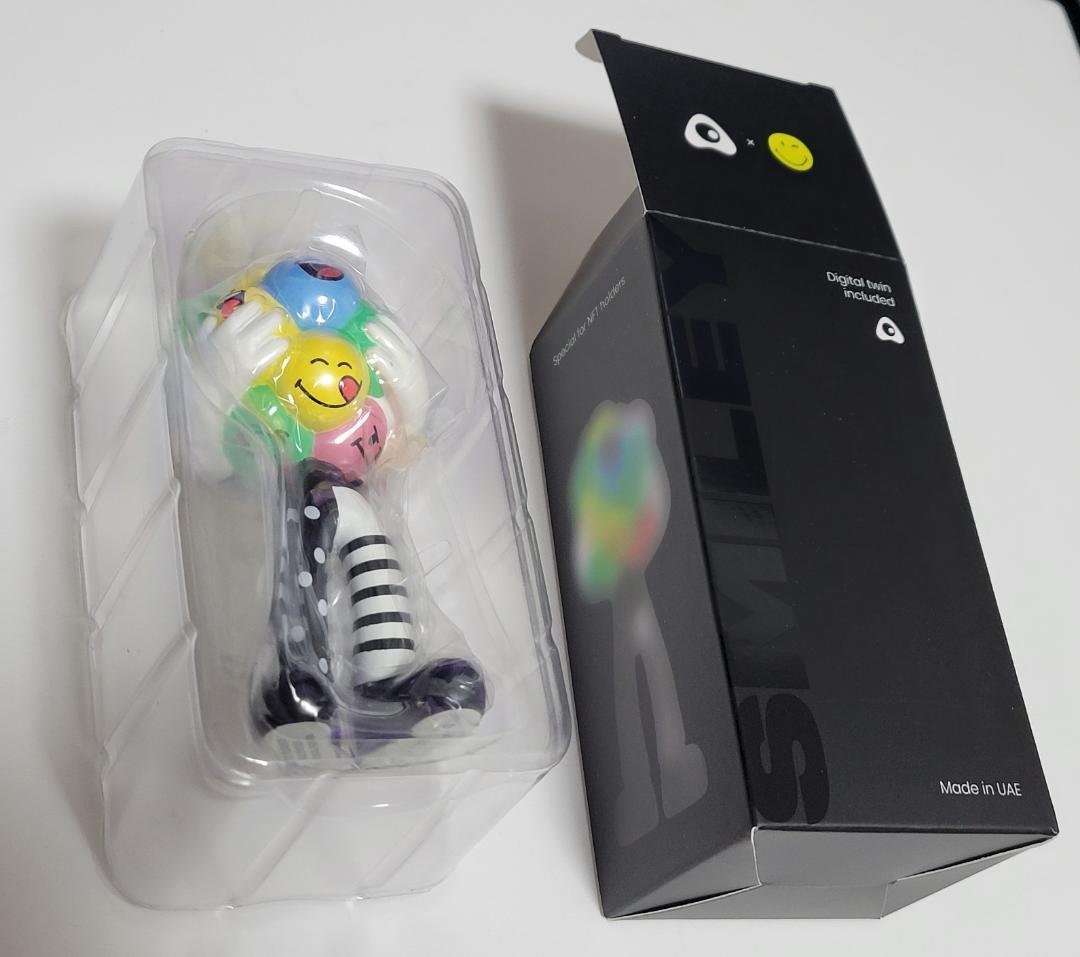 CHIKO & ROKO　SmileyWorld　Ｒ.Toys ✕ Smiley