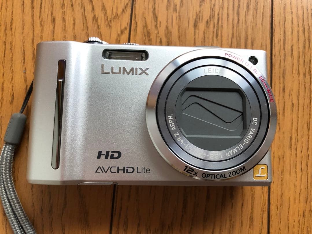 美品　LUMIX DMC-TZ10 パナソニック コンパクトデジタルカメラ