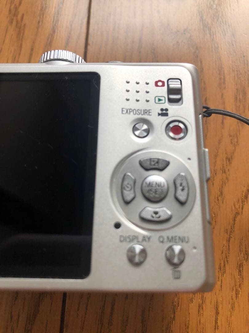 美品　LUMIX DMC-TZ10 パナソニック コンパクトデジタルカメラ